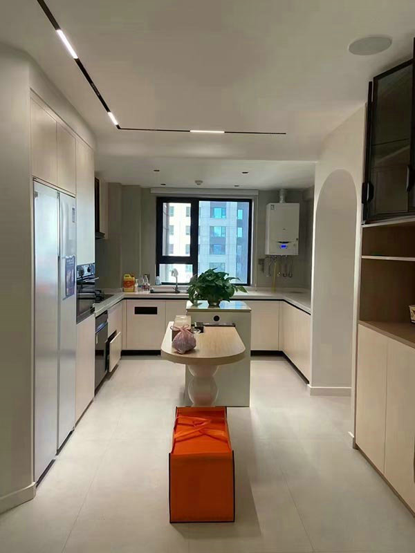 綠地花都-130㎡-現(xiàn)代簡(jiǎn)約風(fēng)格 第4張
